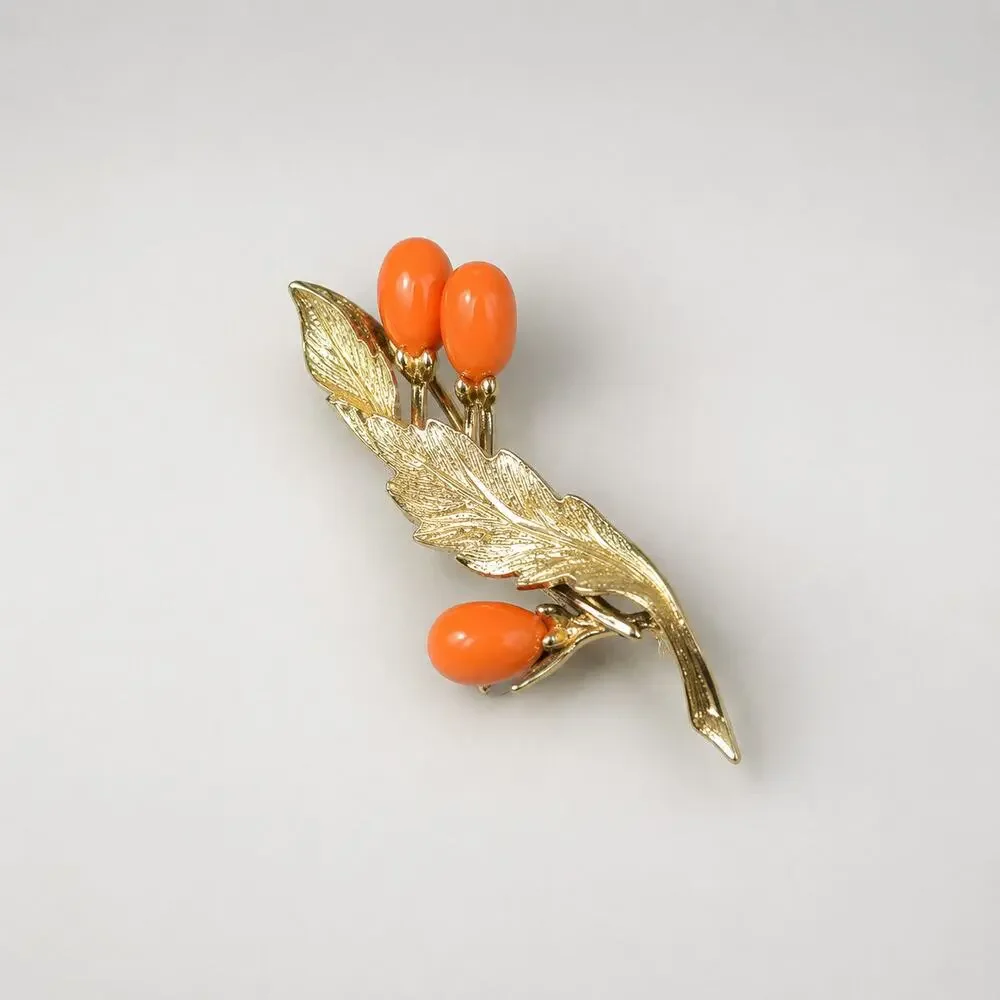 Vintage Sarah Coventry Brooch Pin Gold Tone Orange Lucite Floral Large 3.5